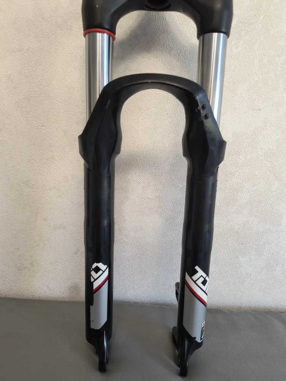RockShox Tora SL передня вилка 26" 110мм фото 4