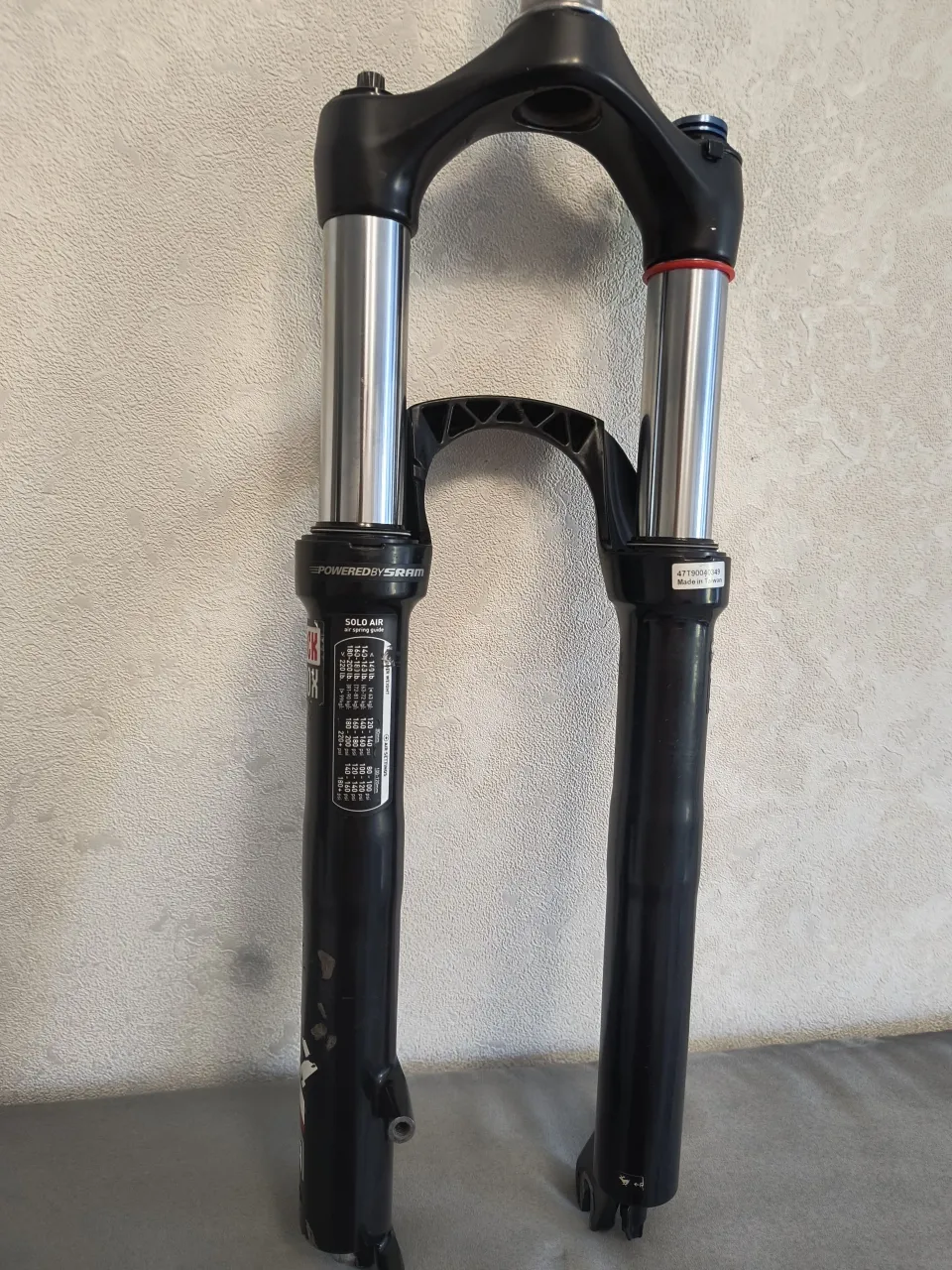 RockShox Tora SL передня вилка 26" 110мм фото 6