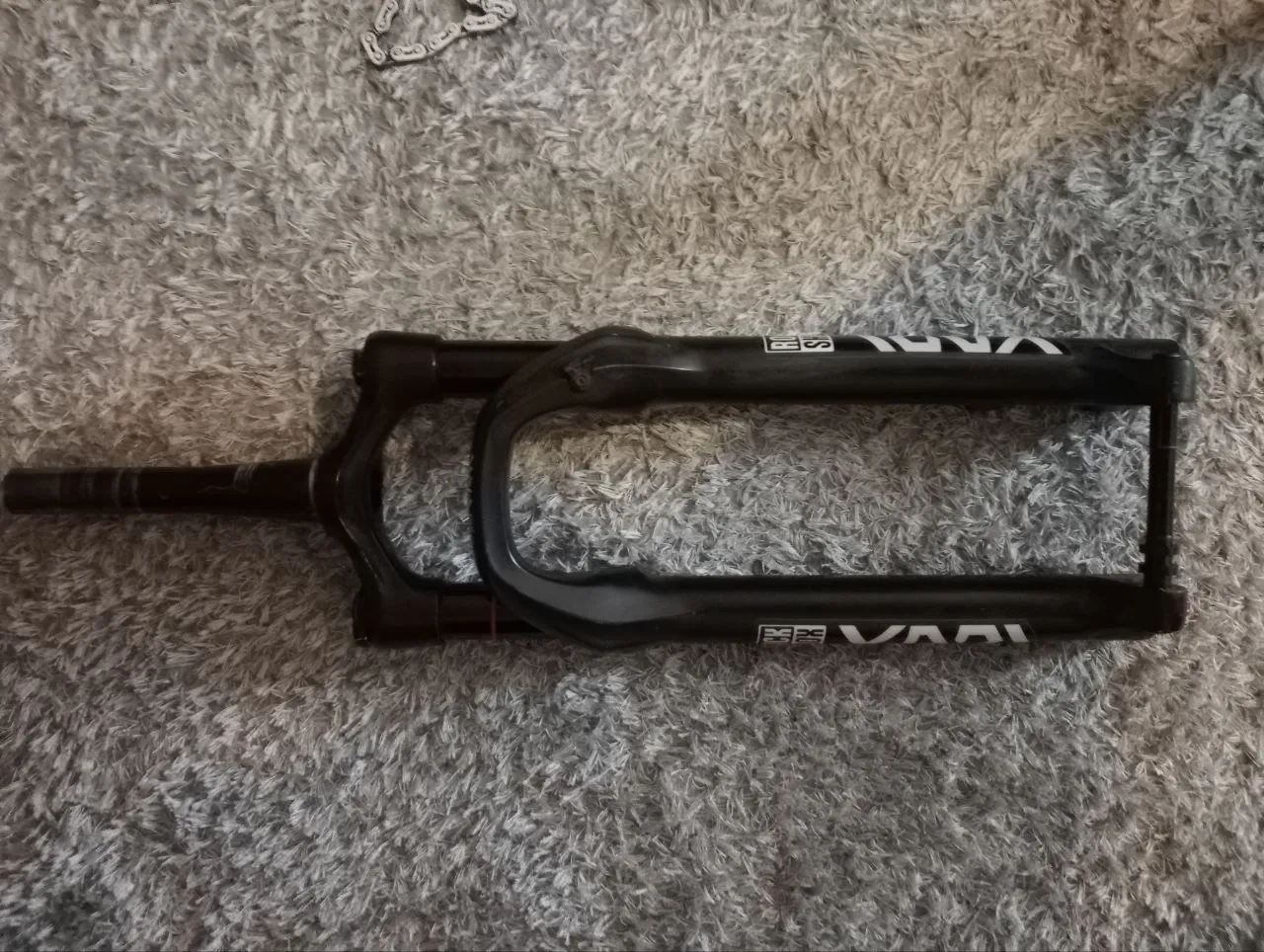Rock Shox Yari передня вилка 100mm 27.5 фото 1