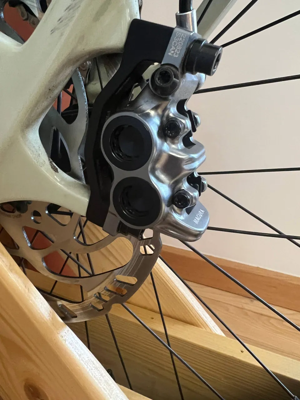 Гальма Magura MT7 Pro + ротори + Bleed Kit + запчастини фото 3