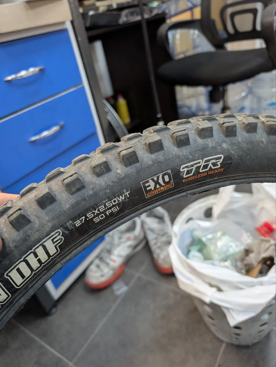 Maxxis Minion DHF 27.5/2.5 + Maxxis High Roller 2 27.5/2.4 фото 2