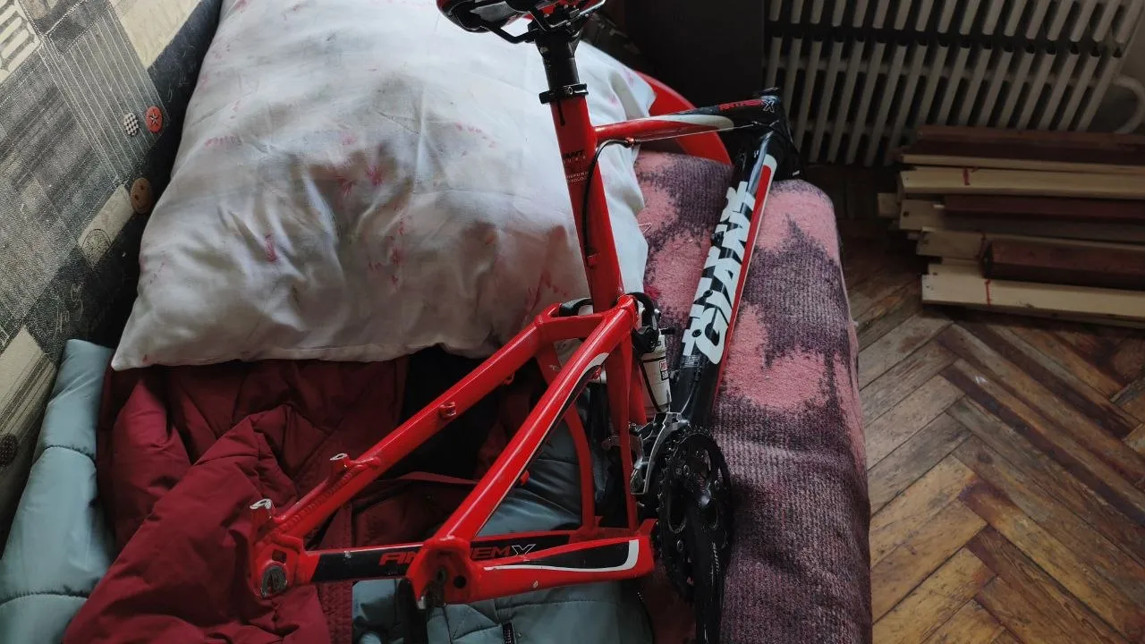 Рама Giant Anthem X 26" M + RockShox Monarch R + компоненти фото 1