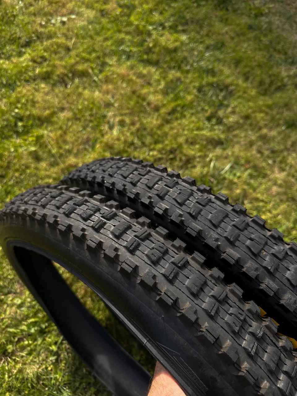Покришки Maxxis Minion DHR 2 26×2.40 фото 4