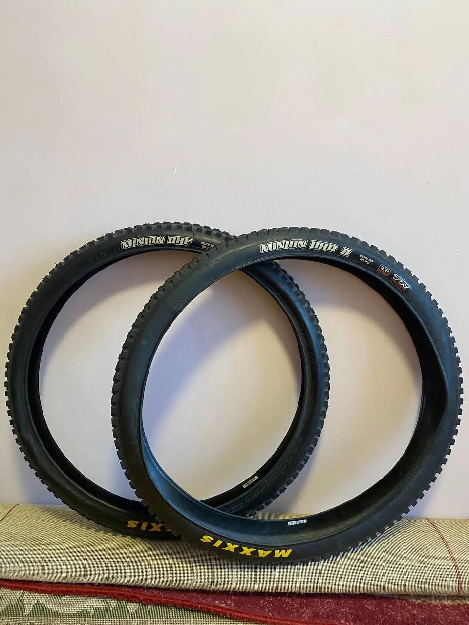 Покришки MAXXIS Minon DHF 26x2.35 + MAXXIS Minion DHR II 26x2.3 фото 1