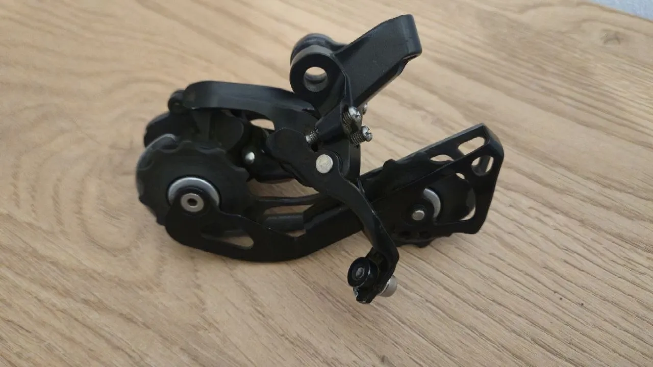Перемикач Shimano Deore Shadow фото 2