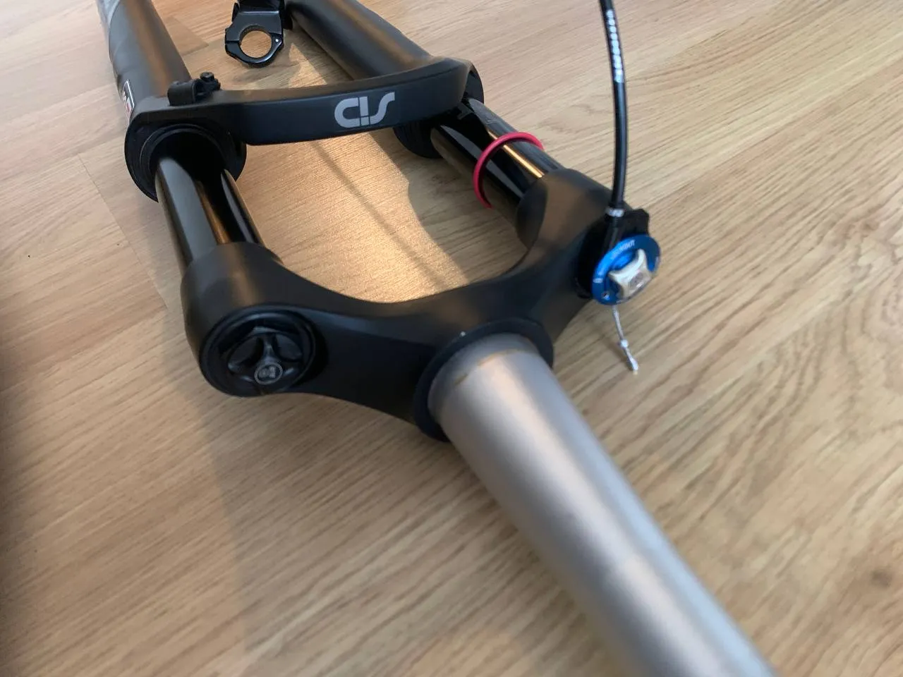 Вилка Rock Shox SID RLT 29 100мм фото 10