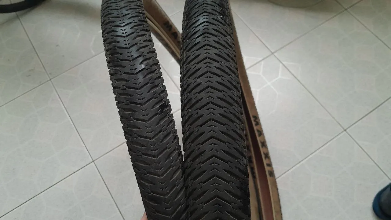 Покришки Maxxis DTH Skinwall 26x2.3 (пара) фото 4