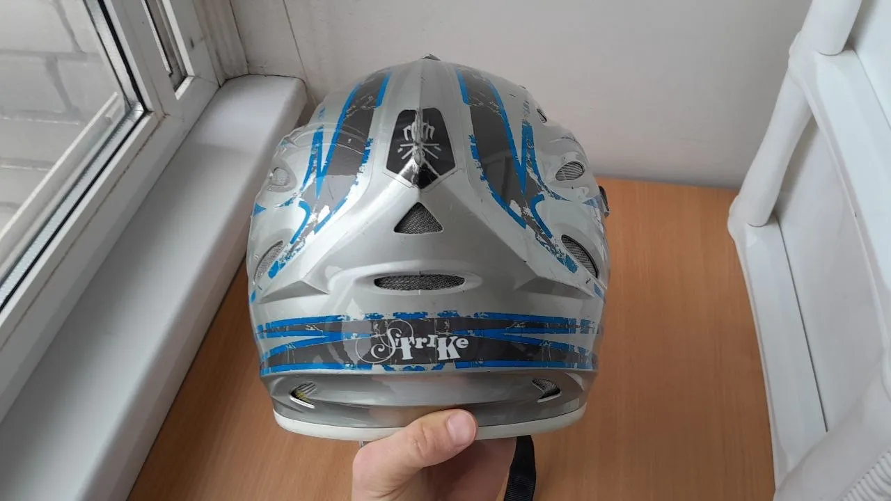 Шолом SixSixOne Strike M фото 2
