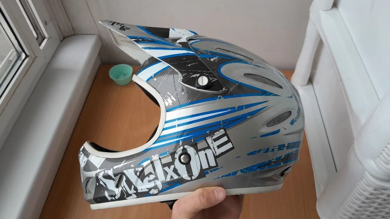 Шолом SixSixOne Strike M фото 3