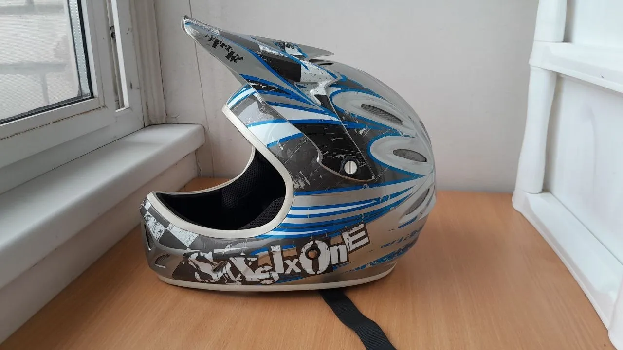 Шолом SixSixOne Strike M фото 6