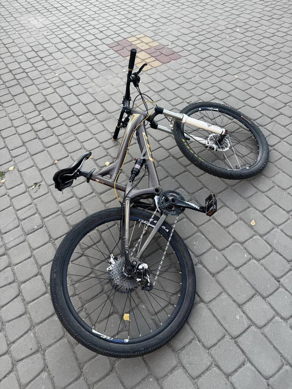 GT Force 3.0 ендуро велосипед фото 4
