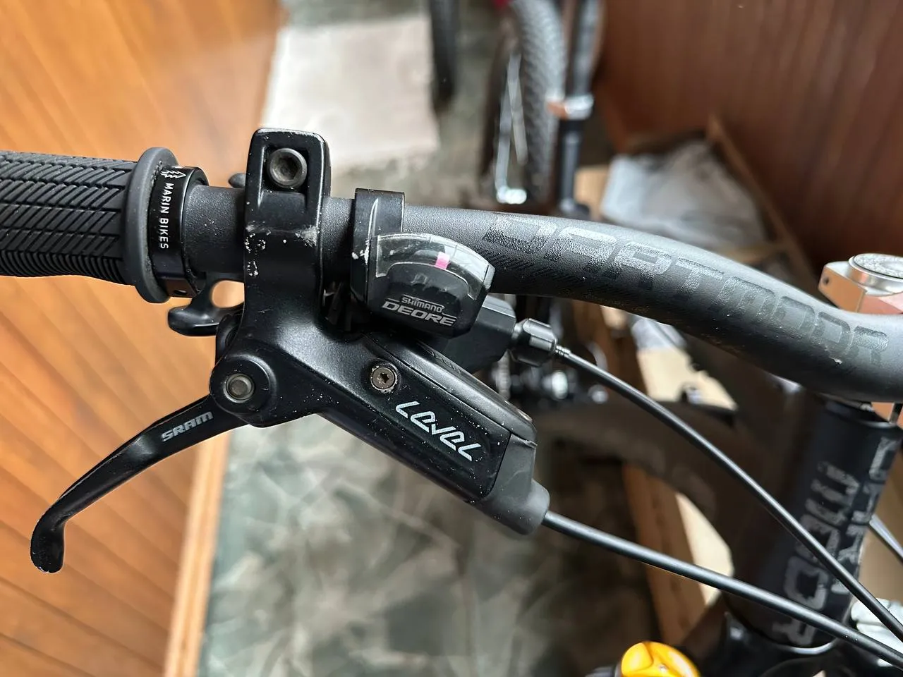 Манетка та перекидка Shimano Deore 10-speed Shadow+ фото 4