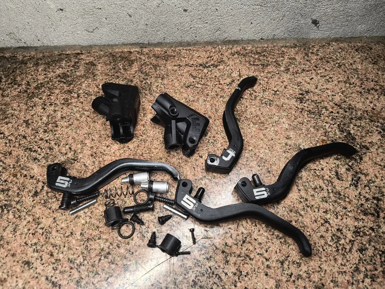 Ручка Surron ліва + Ручка Magura MT Trail Sport + зажим Magura + запчастини Magura MT 5 фото 2
