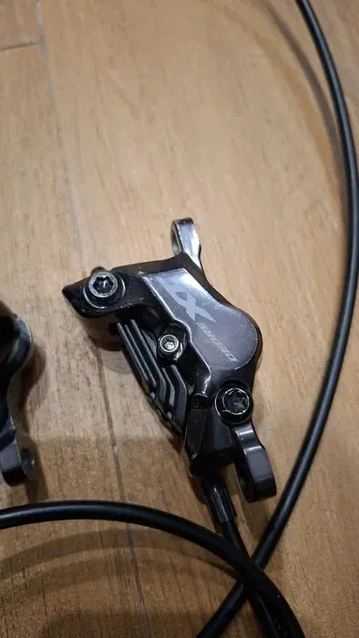 Гальма Shimano BR-M8120 XT 4-поршневі фото 2