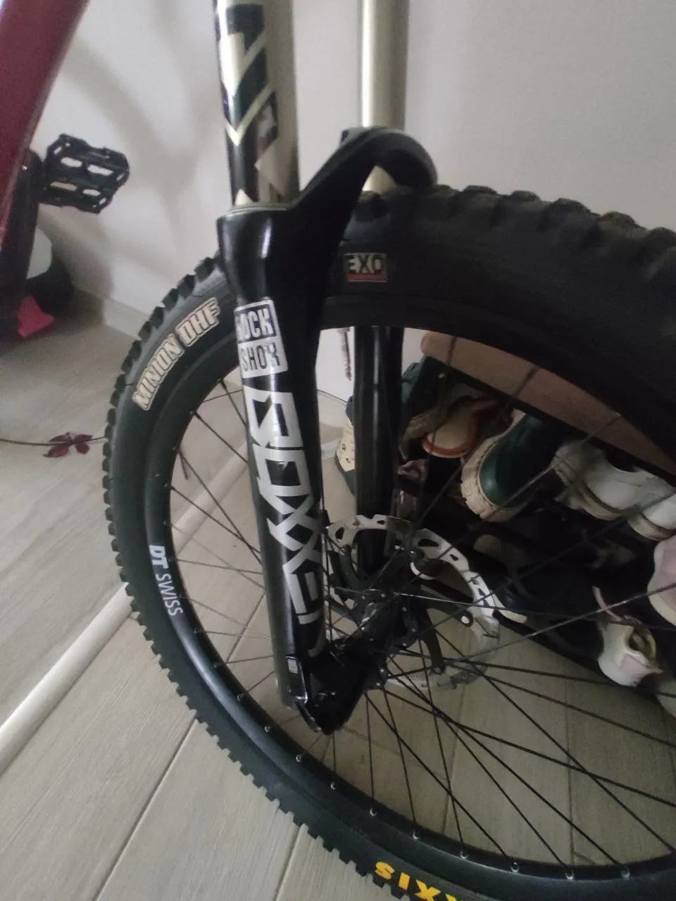 Rock Shox Boxxer вилка 200 мм фото 4