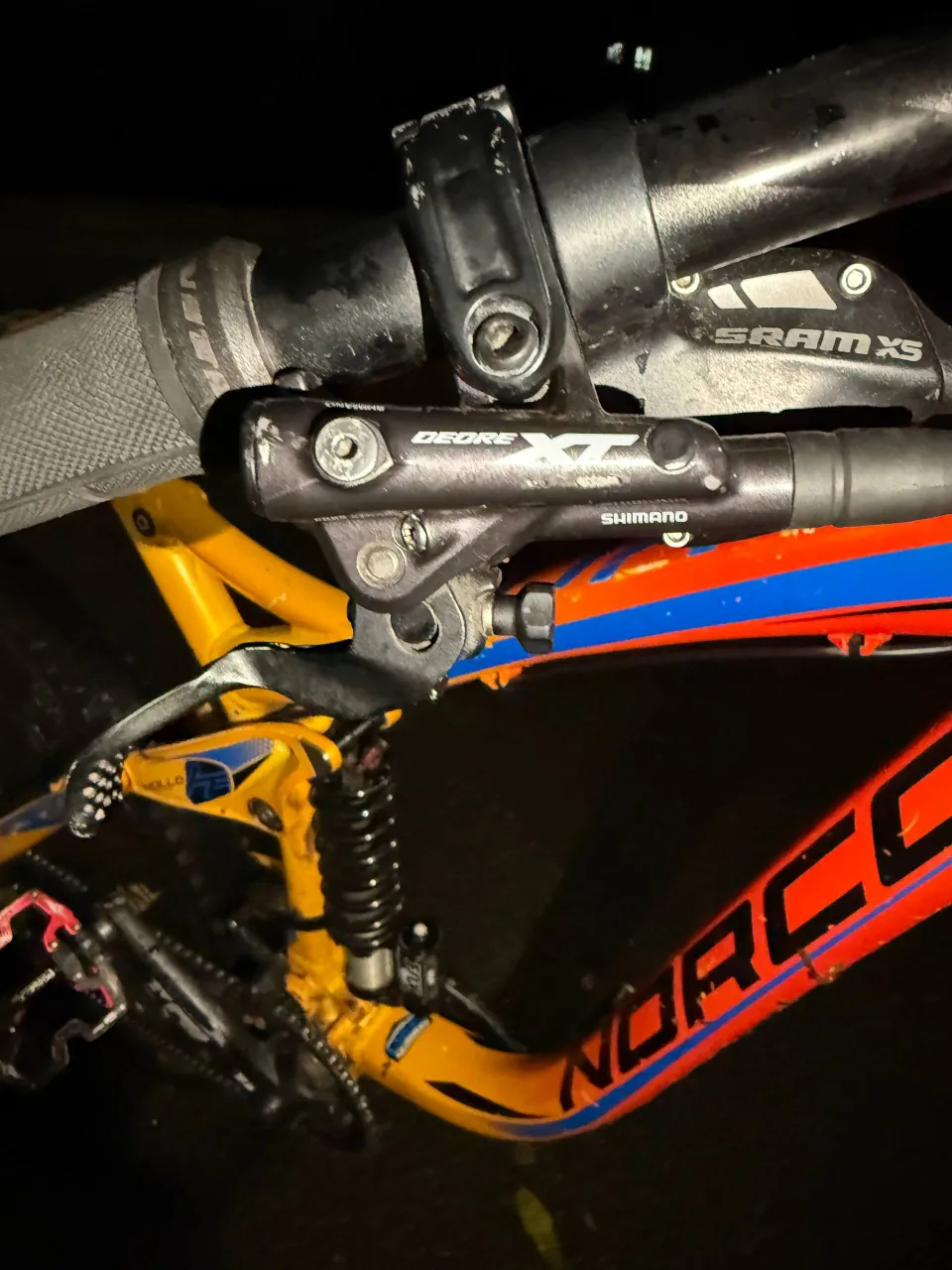 Ручка Shimano Deore XT BL-M8100 фото 1