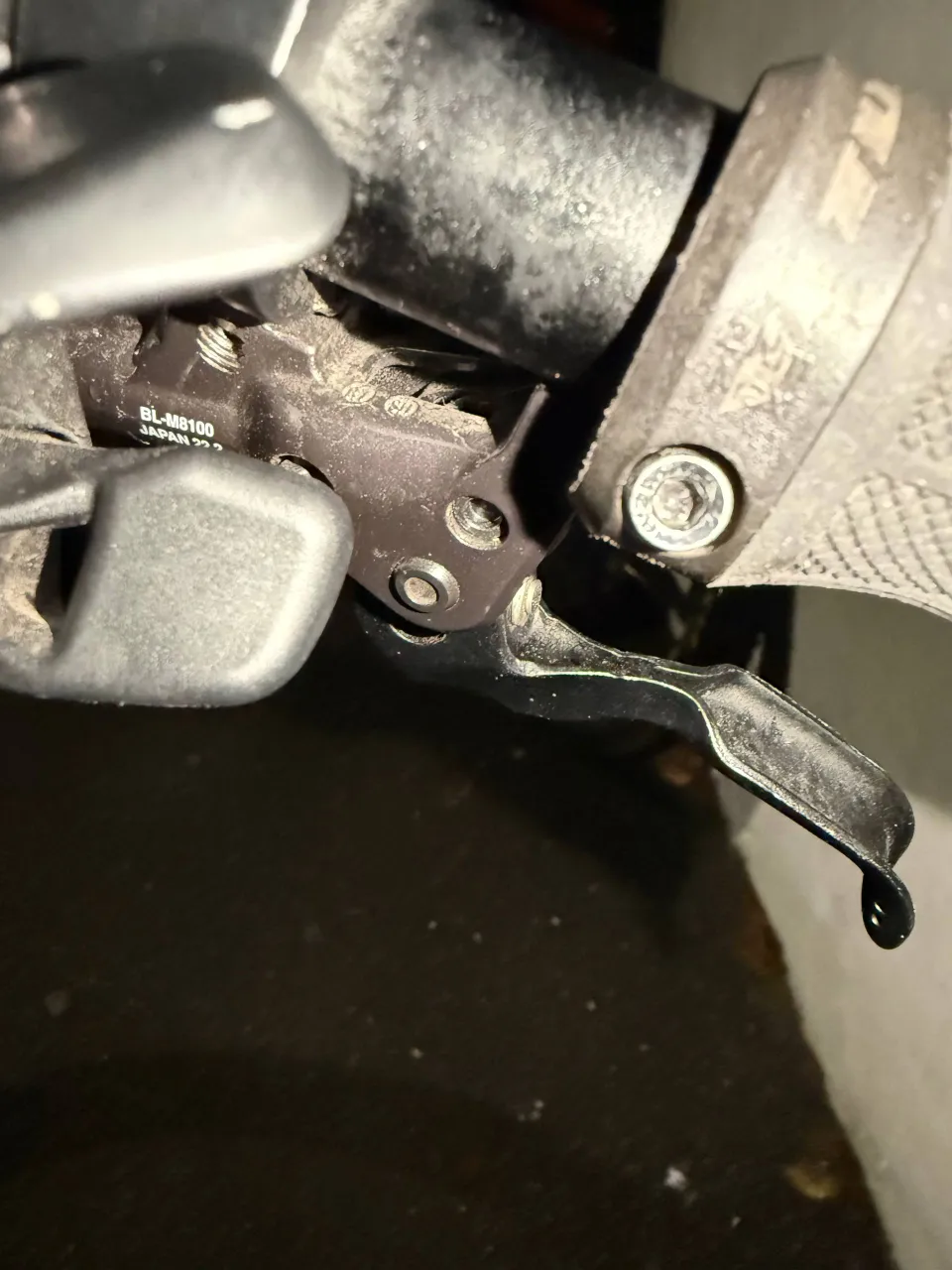 Ручка Shimano Deore XT BL-M8100 фото 4