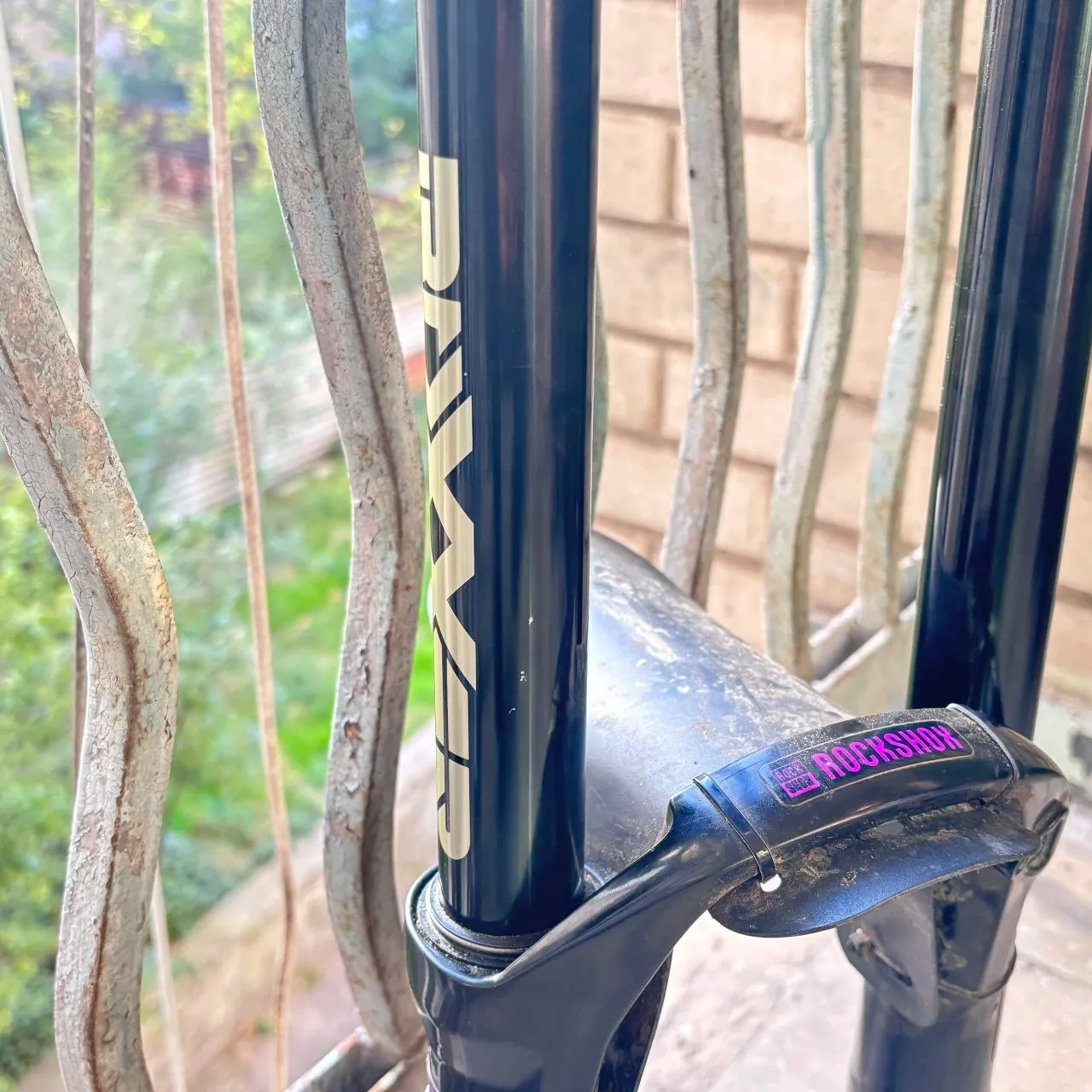 RockShox BoXXer World Cup вилка 27.5 фото 2