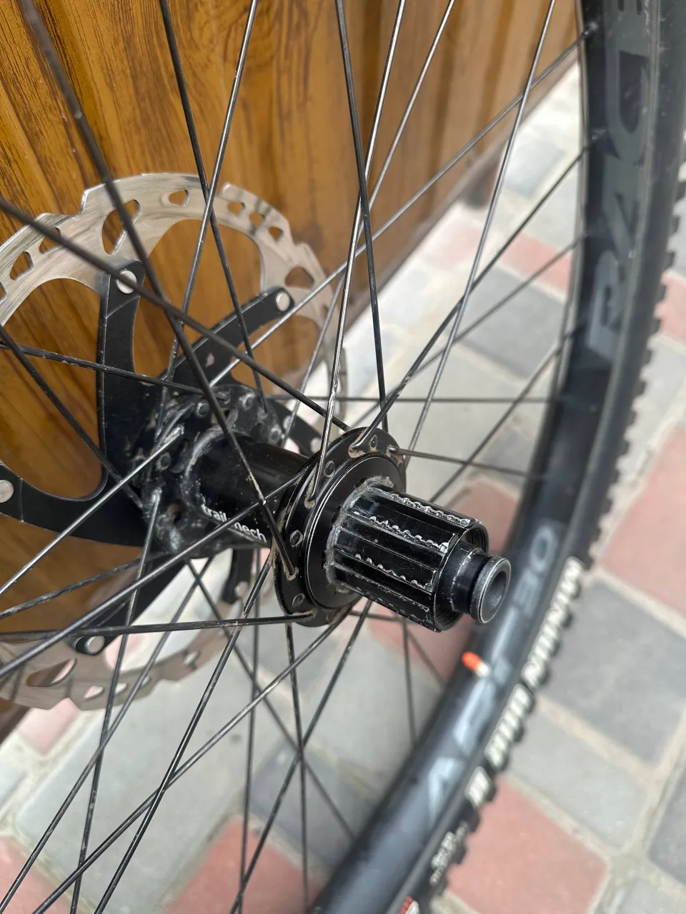 Колесо заднє 27.5 Race Face Arc 30 + Trailmech + Shimano Deore XT фото 3