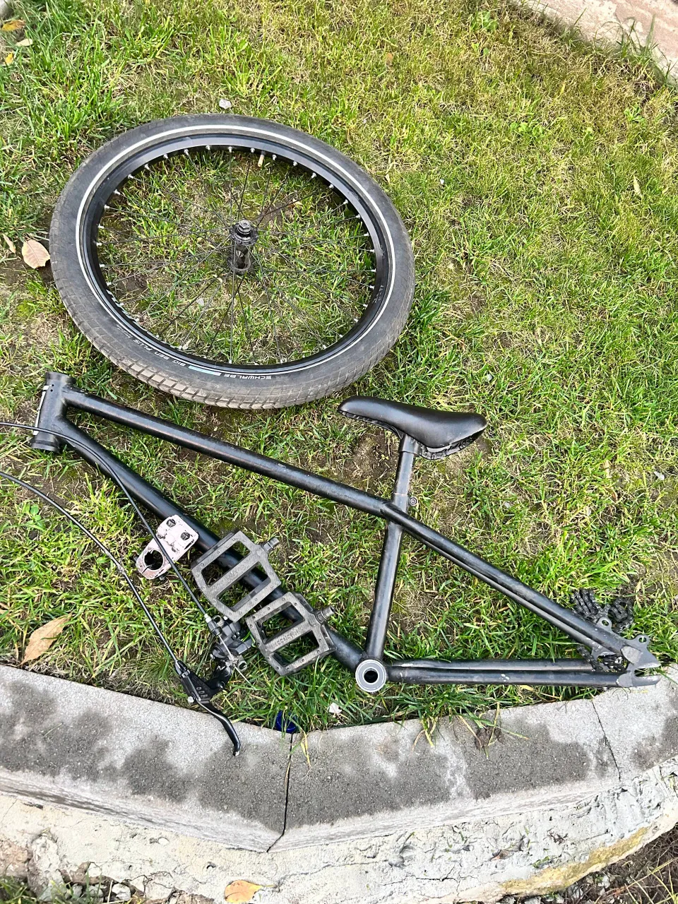 Рама TSB ULT 24 + сідло + педалі + винос + гальма фото 1