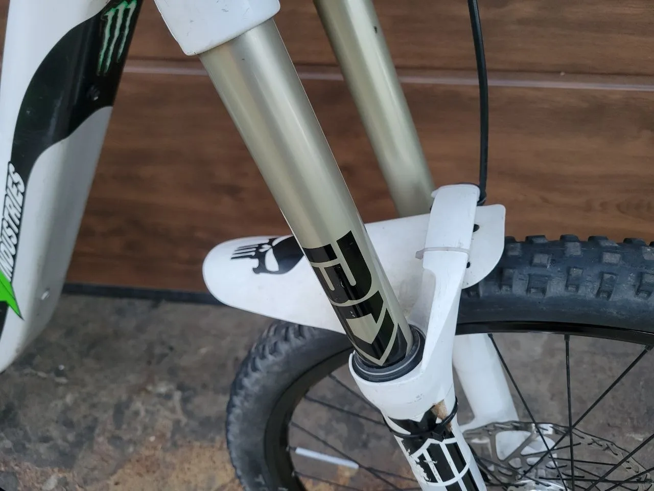 Downhill YT Boxxer 200mm L фото 3