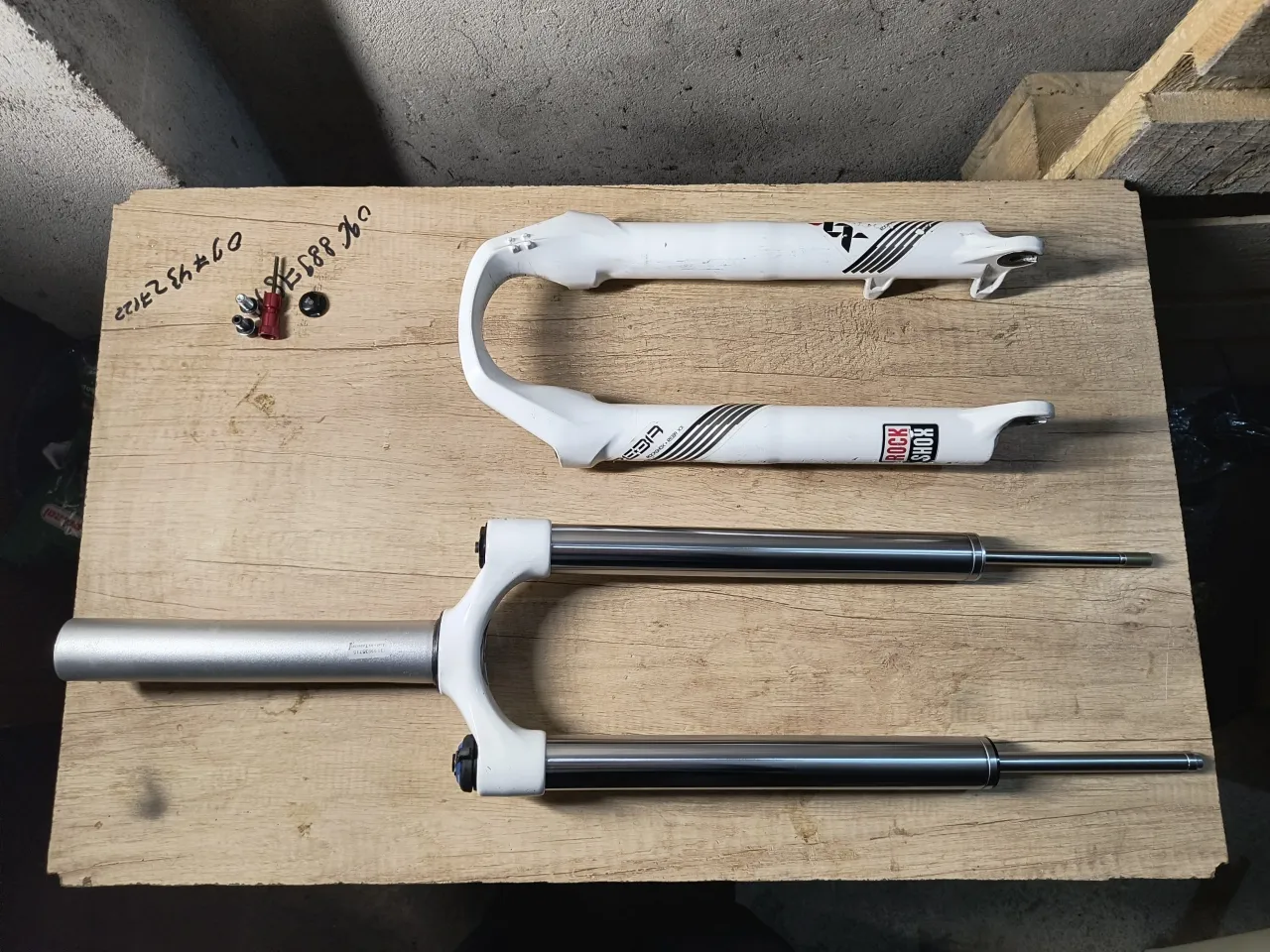 Rock Shox Reba XX 1.5 передня вилка фото 1