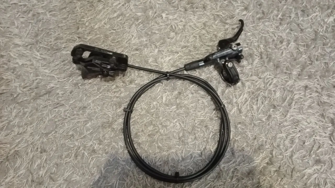 Задній тормоз Shimano Deore M-6100 фото 1