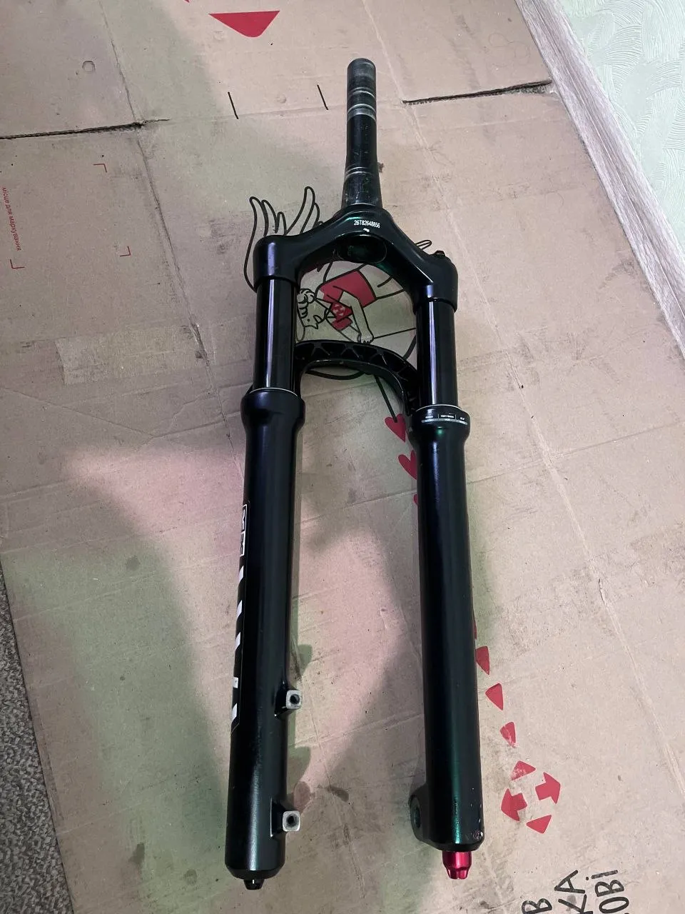 Вилка RockShox Yari 100mm фото 3