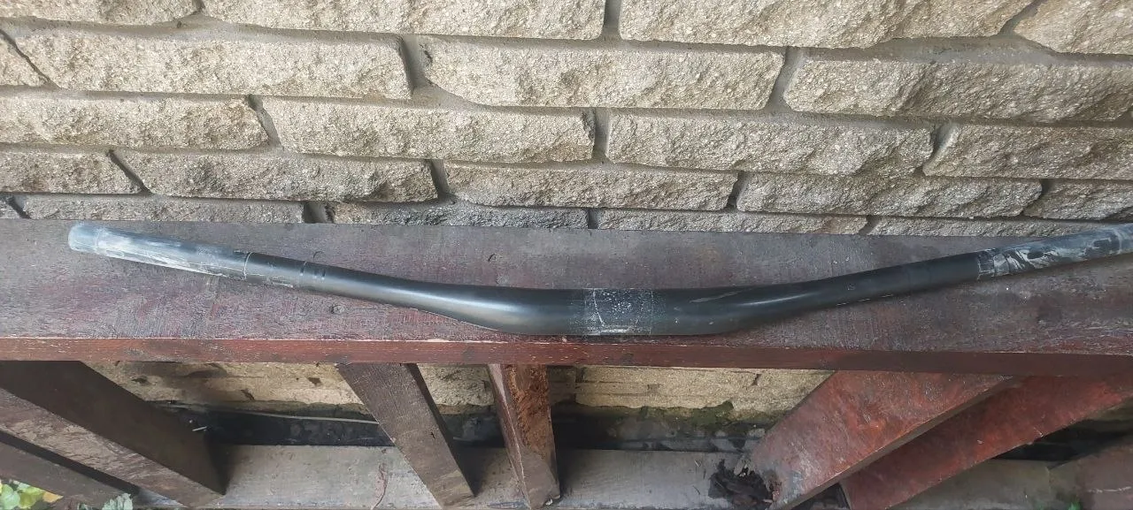 Руль Deity Skywire Carbon Handlebar 800 мм фото 4