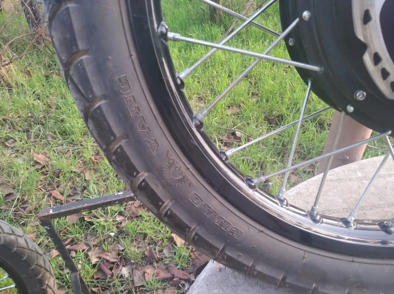 Колесо переднє 18" Shimano Saint + мотор-колесо 5000W Volta Bike фото 4