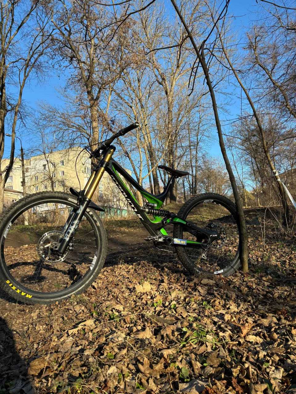 Велосипед Specialized Demo 8 CARBON даунхіл фото 1