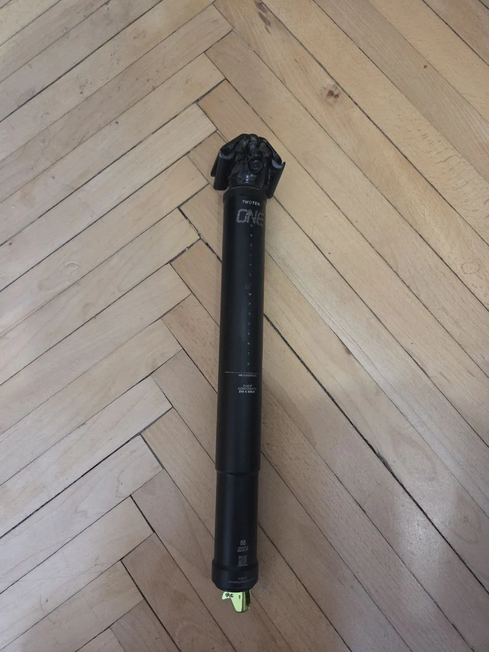 Вилка Rockshox Totem Solo Air + Dropper OneUp 210 34.9 + Сідло Sixpack EJ1 та ін. фото 2