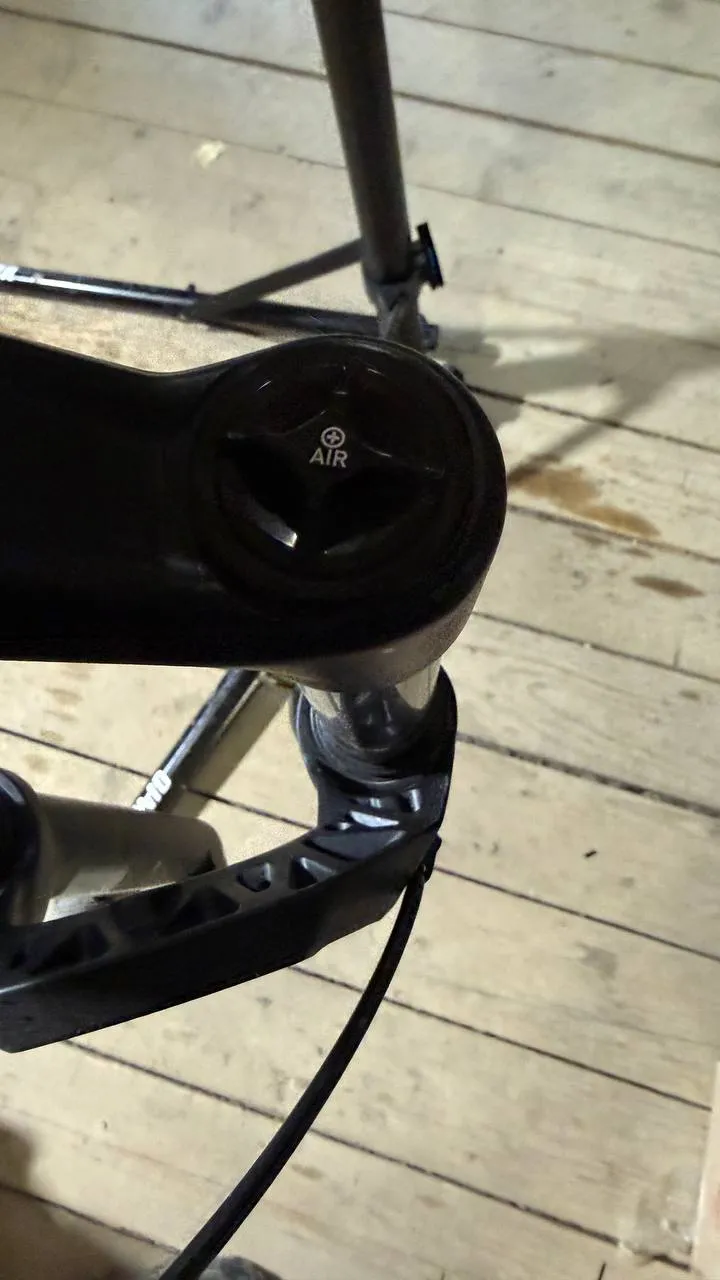 Вилка Rock Shox Psylo Silver 29" 150mm фото 4