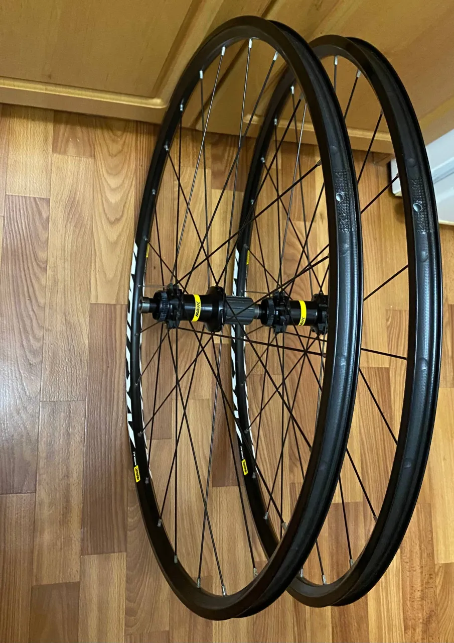 Колеса Mavic Aksium 700c фото 1