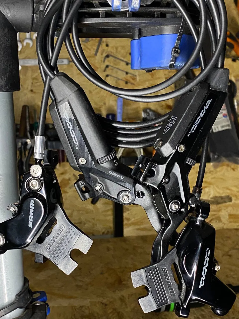 Гальма SRAM Code SLV фото 1