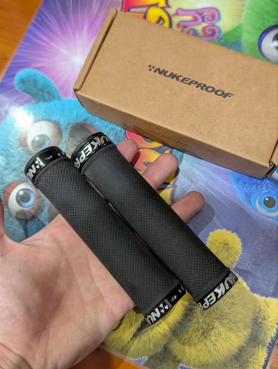 Перемикач Shimano Deore XT RD-M8100 + налокітники TLD Rogue Elbow + грипси Nukeproof фото 6