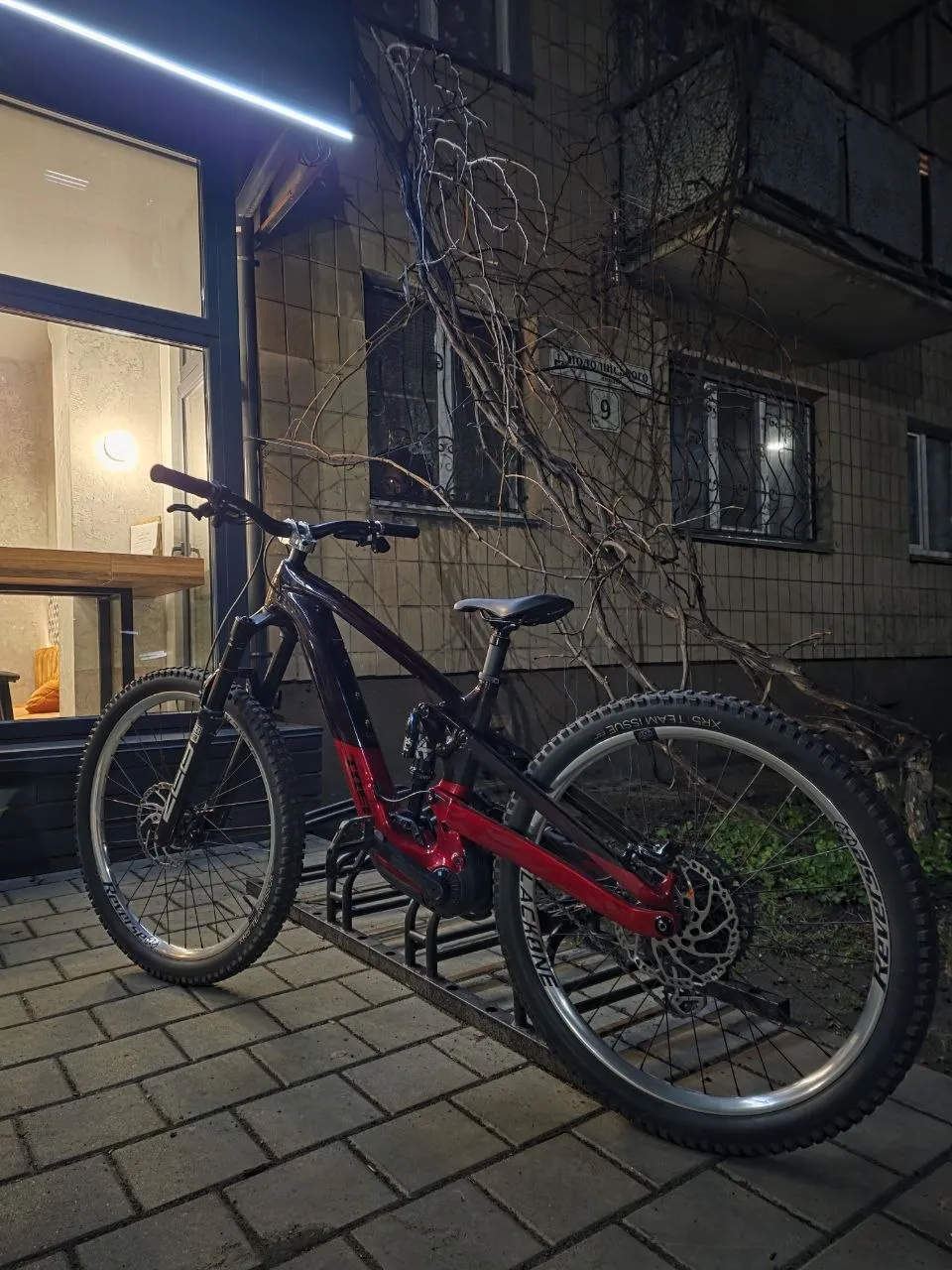 Електровелосипед Trek Slash Plus 2026 full carbon M/L (можливий обмін) фото 1