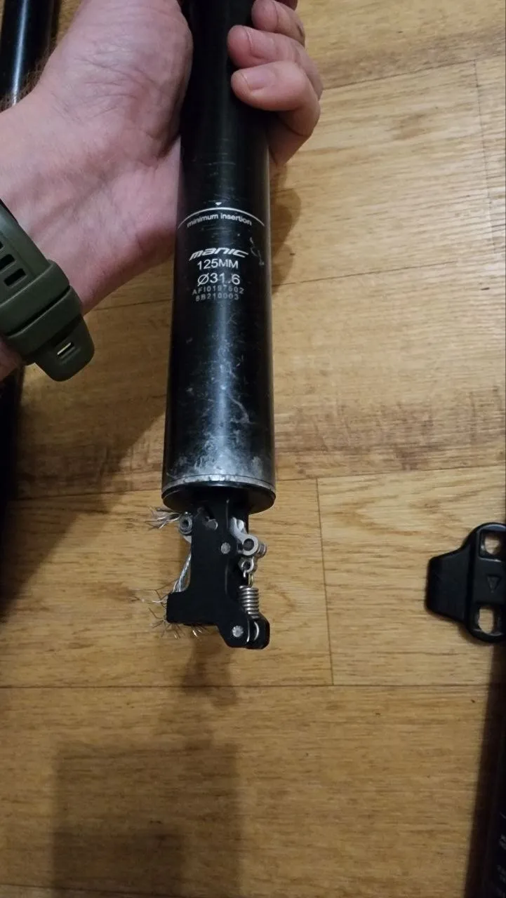 Дропер RockShox Reverb Stealth + X-Fusion Manic на запчастини фото 5