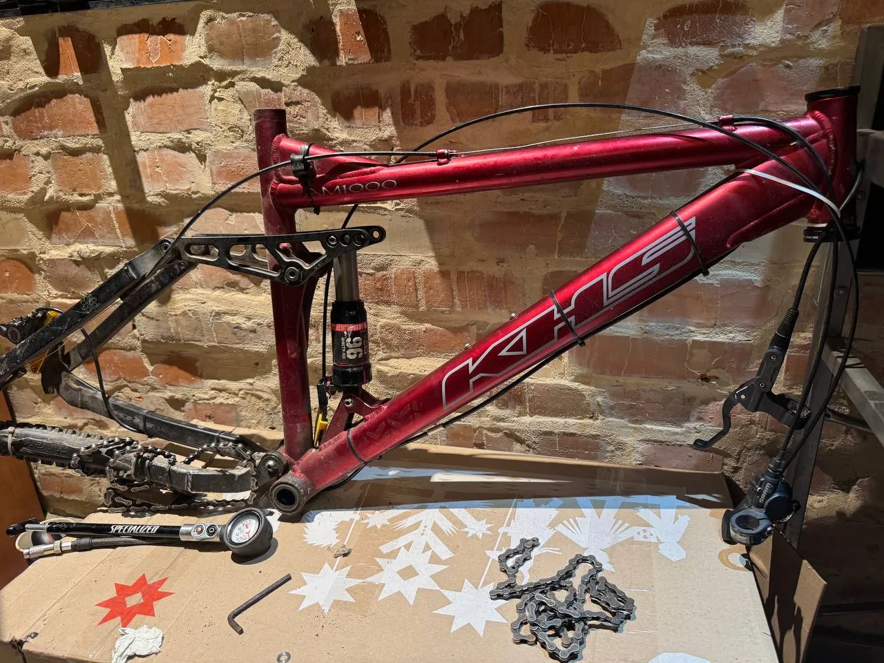 Рама Canyon Torque FRX M + рама KHS M1000 + вилка Marzocchi 380 C2R2 Ti фото 2