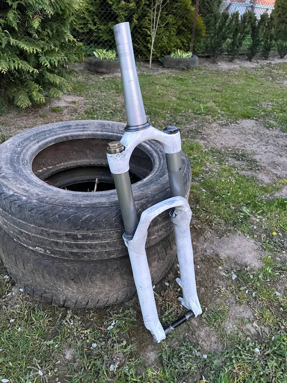 RockShox Sector вилка фото 1