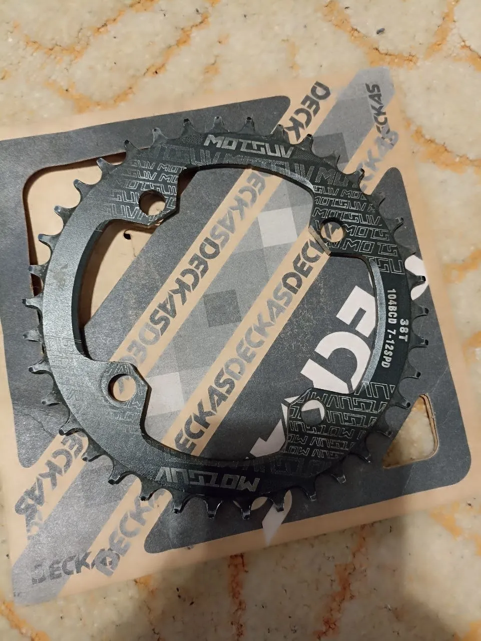 Шатуни Shimano CUES U6000-1 + зірочка 38т + ротор 203 мм + адаптер фото 3