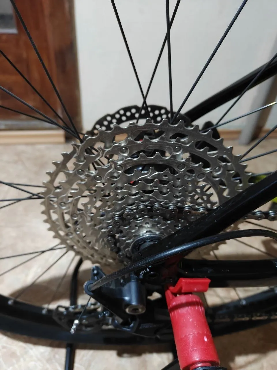 Ceccotti карбонова рама M + вилка Nanlio X7 Pro + гальма Shimano MT200 + трансмісія Deore 5100 1x11 фото 2