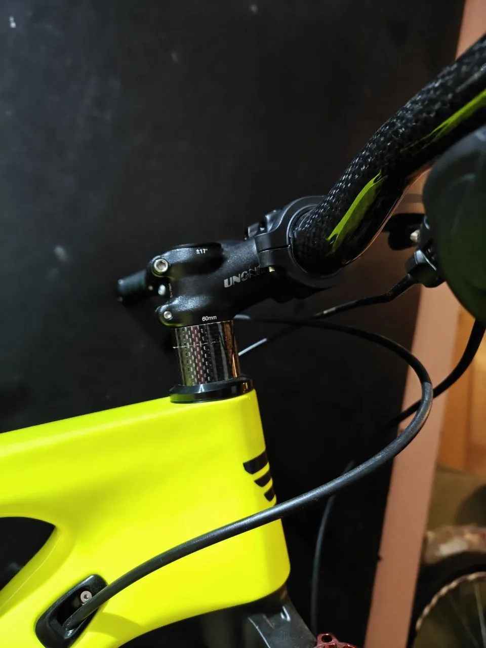 Ceccotti карбонова рама M + вилка Nanlio X7 Pro + гальма Shimano MT200 + трансмісія Deore 5100 1x11 фото 7