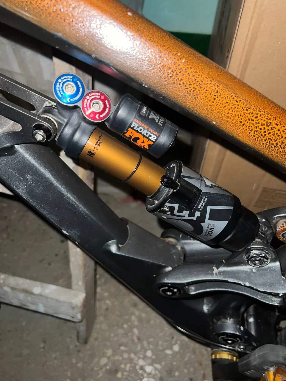 Амортизатор Fox Float X2 Kashima фото 3