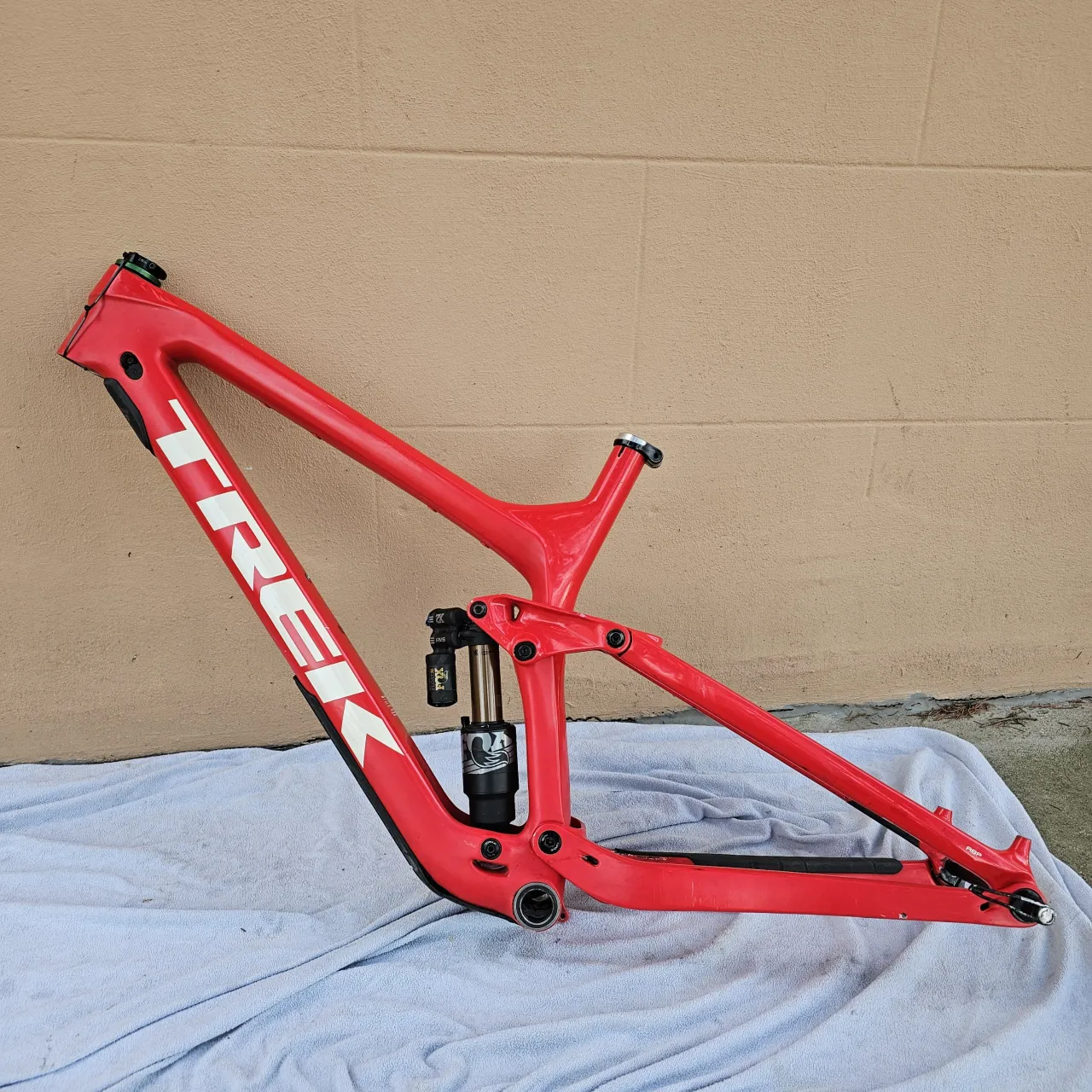 Рама Trek Slash 9.9 2017 + Fox X2 амортизатор фото 1