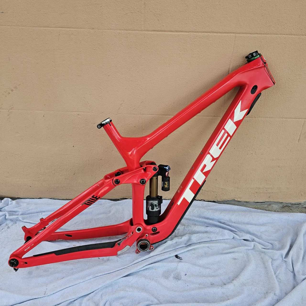Рама Trek Slash 9.9 2017 + Fox X2 амортизатор фото 6