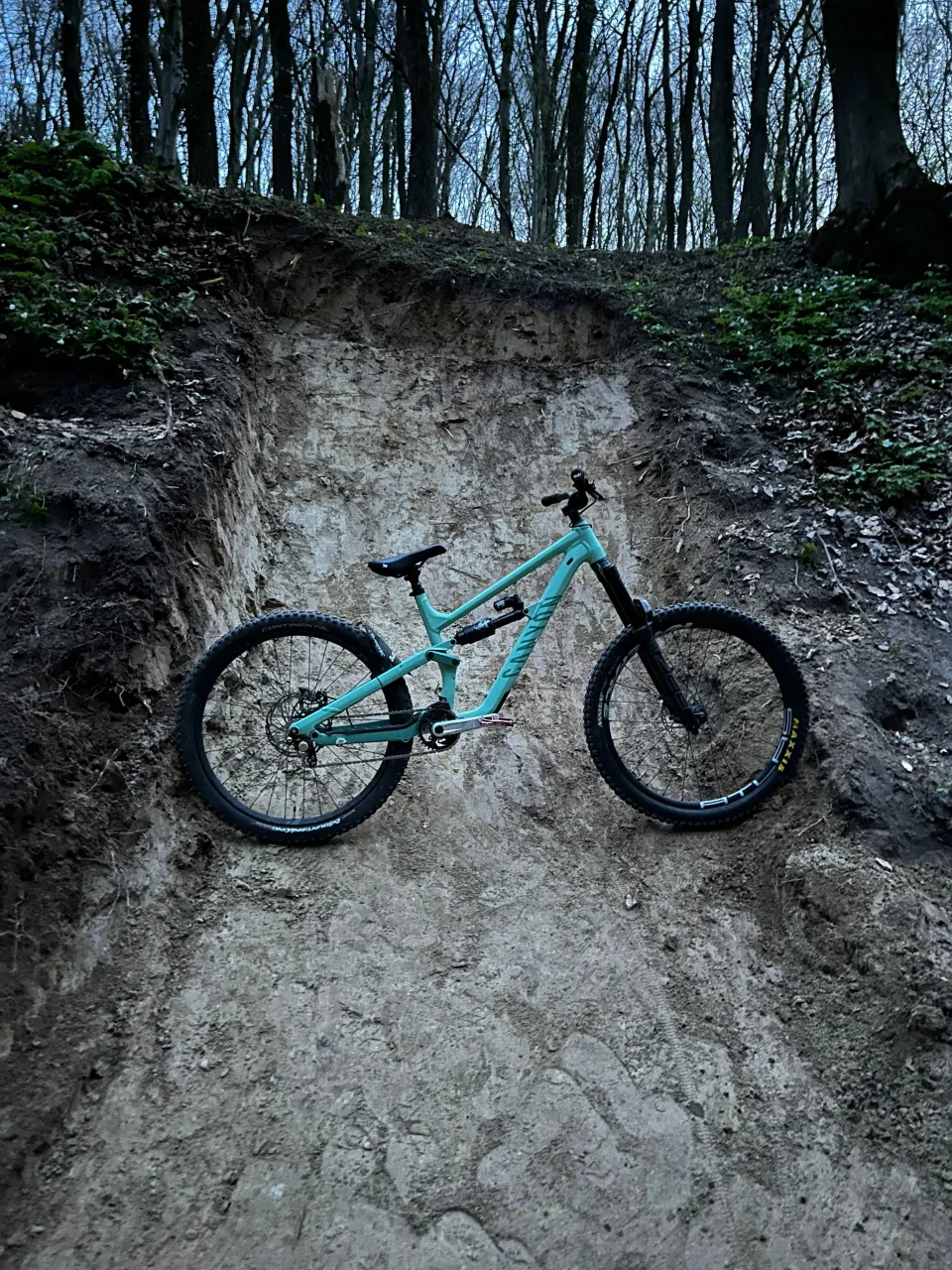 Велосипед Canyon Torque 5 2024 М з компонентами Fox, RockShox, Shimano фото 1