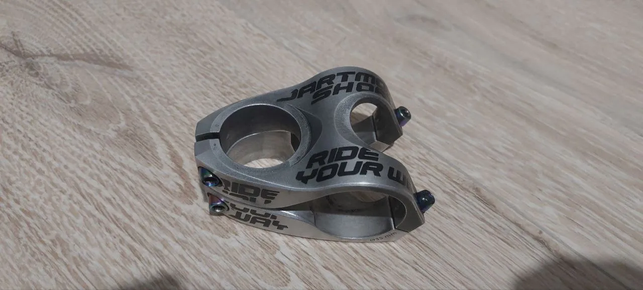 Гріпси Chromag Squarewave XL + задній перемикач Sram GX DH + виноси Race Face та Dartmoor фото 6