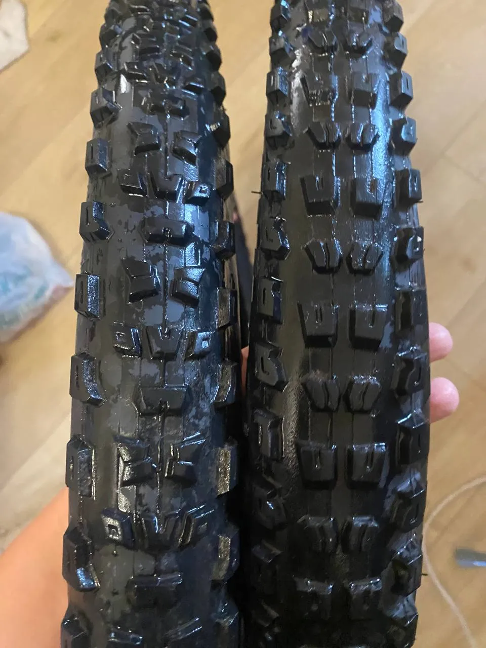 Покришки Specialized 29×2.3 фото 1