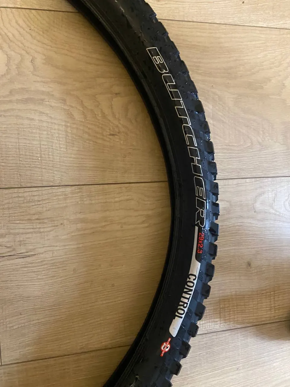 Покришки Specialized 29×2.3 фото 3
